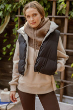 Load image into Gallery viewer, REVERSIBLE ZIP UP CROPPED PUFFER VEST: HUNTER GREEN
