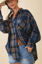 Load image into Gallery viewer, Kambrie Plaid Flannel Shirt: Blue Multi / Contemporary
