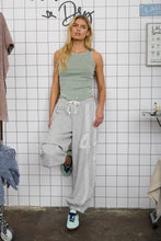 Load image into Gallery viewer, WASHED RAW EDGE SLEEVELESS KNIT TANK TOP: OLIVE
