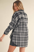 Load image into Gallery viewer, Noelle Flannel Shirt: Oat
