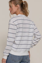 Load image into Gallery viewer, Long Sleeve Engineer Stripe Inner Fleece Sweatshirt: BLK-black/beige
