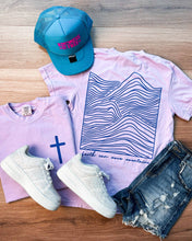 Load image into Gallery viewer, Faith Can Move Mountains Graphic Tee
