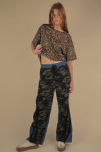 Load image into Gallery viewer, Oversized Leopard Printed Knit Top: MOCHA
