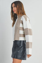 Load image into Gallery viewer, Color Block Mock Turtleneck Sweater: NAVY / IVORY
