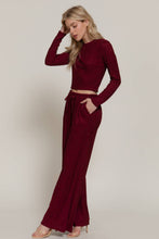Load image into Gallery viewer, Long Sleeve Crew Neck Top: Wine
