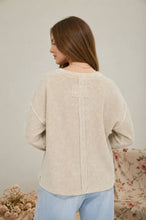 Load image into Gallery viewer, WASHED POCKET DETAIL LONG SLEEVE RIB KNIT TOP : LIGHT OLIVE
