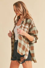 Load image into Gallery viewer, Noelle Flannel Shirt: Oat
