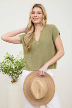 Load image into Gallery viewer, SPLIT NECK SHORT SLEEVE KNIT PULLOVER: PEACH

