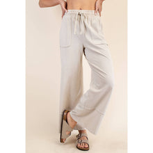 Load image into Gallery viewer, MINERAL WASHED WIDE LEG PANT: Mocha
