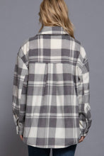 Load image into Gallery viewer, Long Sleeve Check Printed Fleece Shacket: TPE-taupe
