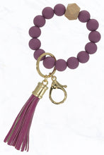 Load image into Gallery viewer, Color Silicone Beaded Key Ring Keychain: Nude Grey
