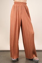 Load image into Gallery viewer, Leopard Print &amp; Solid Wide Leg Pleated Pants: MOCHA LEOPARD
