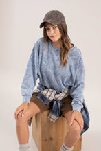 Load image into Gallery viewer, WASHED EXTENDED SHOULDER KNIT TOP: OATMEAL
