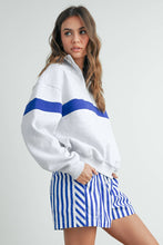 Load image into Gallery viewer, Two-Toned Half Zip Collar Sweatshirt: GREY / GREEN
