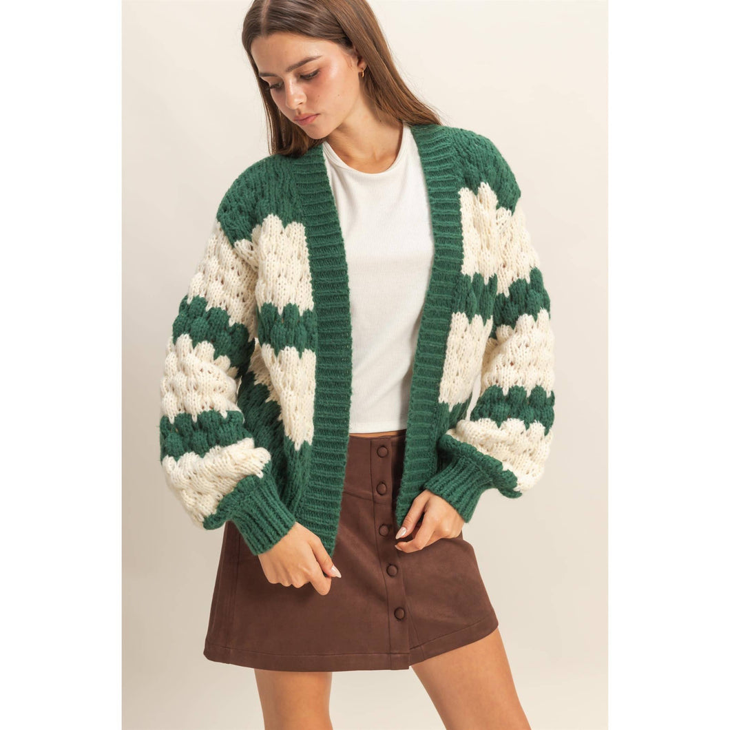 Oversized Scallop Pattern Knit Cardigan: D.GREEN