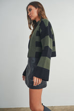 Load image into Gallery viewer, Color Block Mock Turtleneck Sweater: NAVY / IVORY
