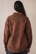 Load image into Gallery viewer, Oversized Leopard Printed Button Down Shirt: MOCHA MIX
