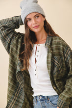 Load image into Gallery viewer, Kambrie Plaid Flannel Shirt: Blue Multi / Contemporary
