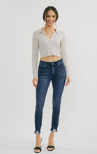 Load image into Gallery viewer, Dark Wash Kancan Jeans - SKUDWKCD
